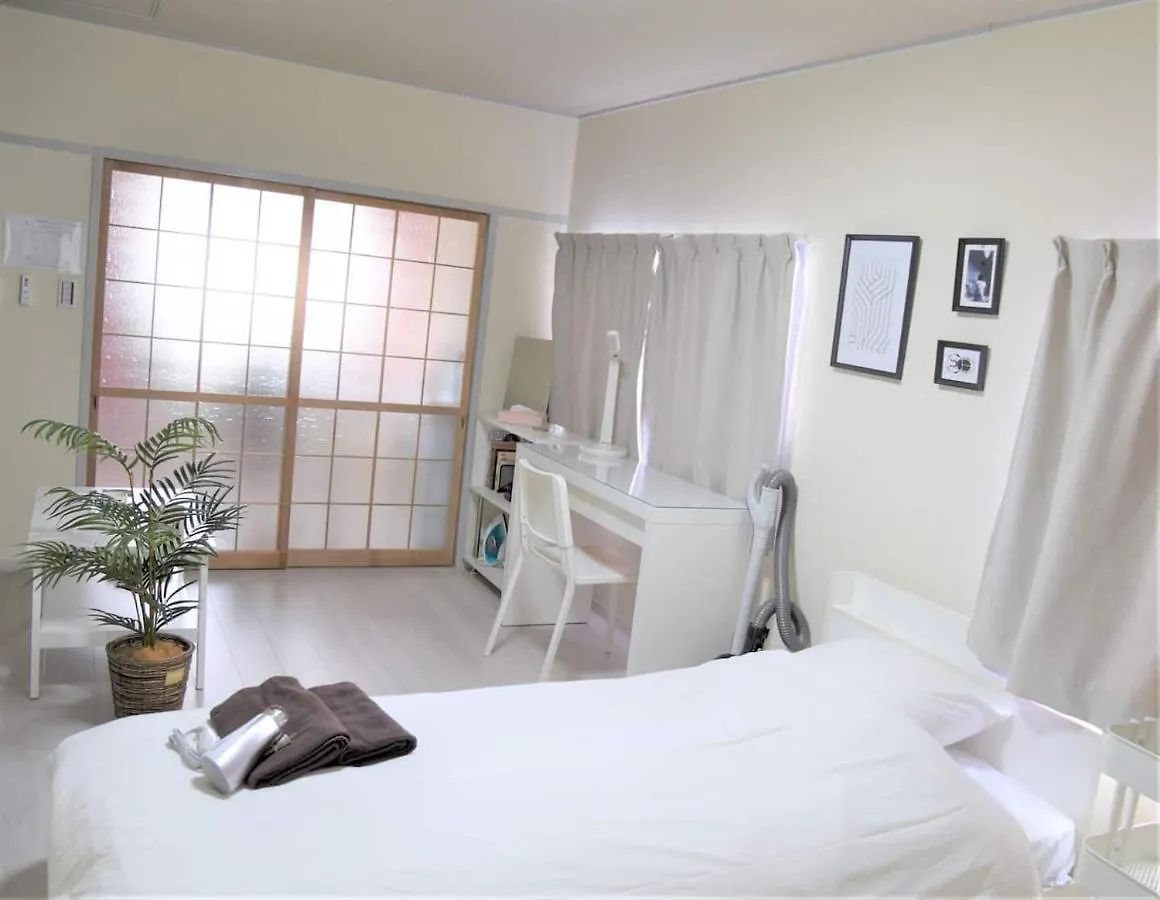 Osaka U-Shuku Apartment