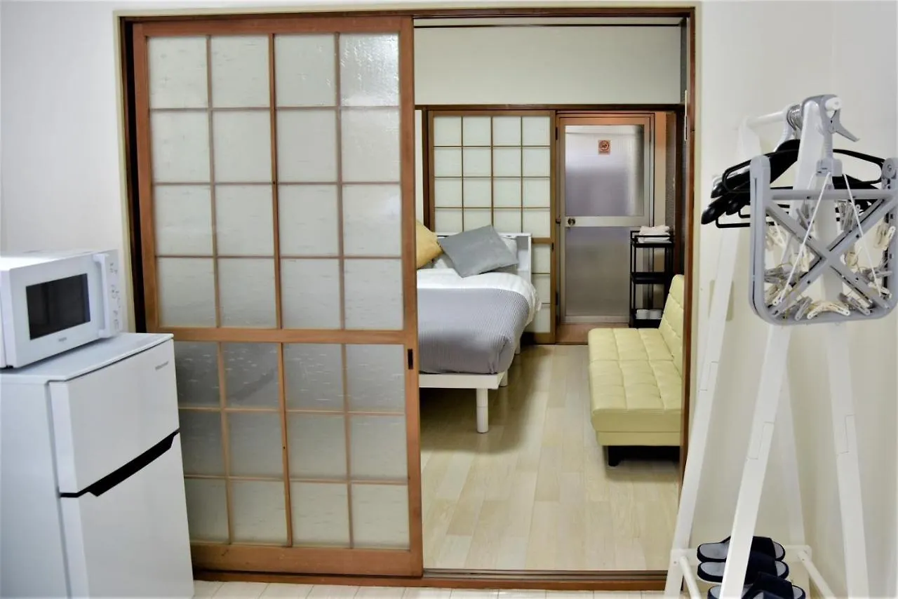 Osaka U-Shuku Apartment 0*,
