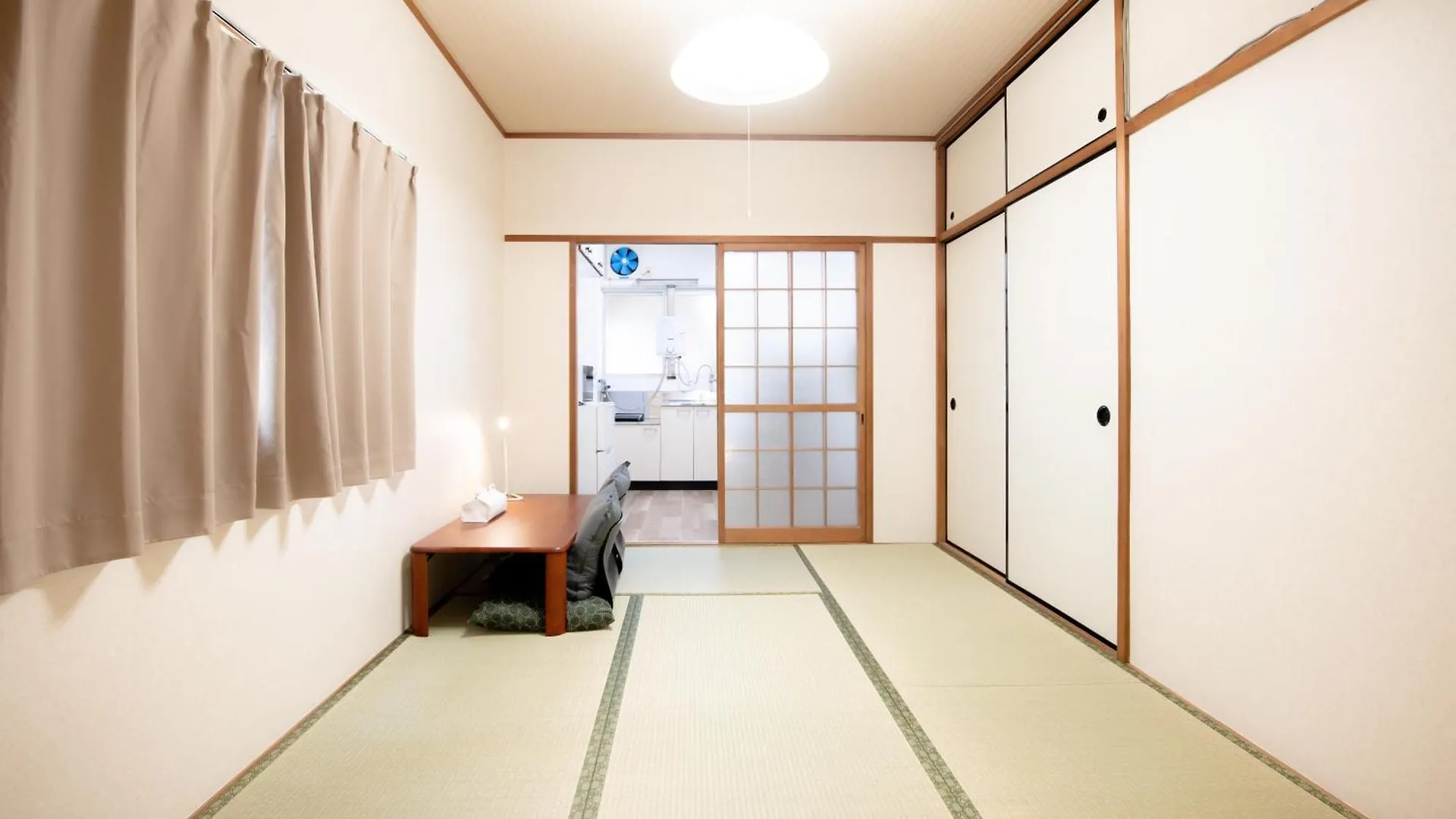 Osaka U-Shuku Apartment Japan