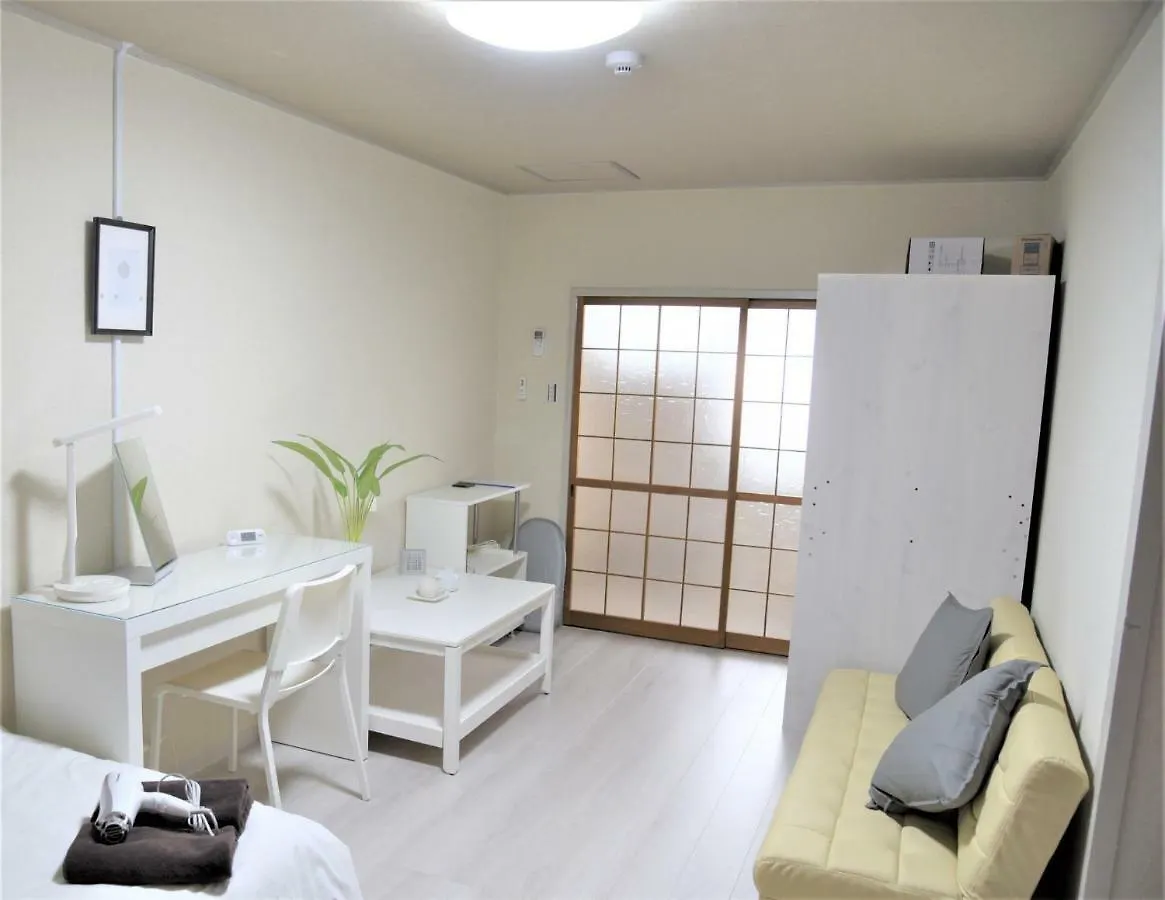 Osaka U-Shuku Apartment
