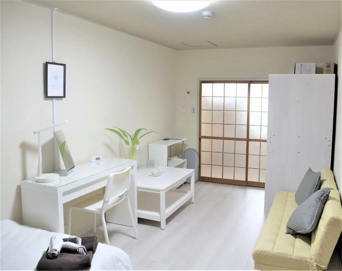 Osaka U-Shuku Apartment