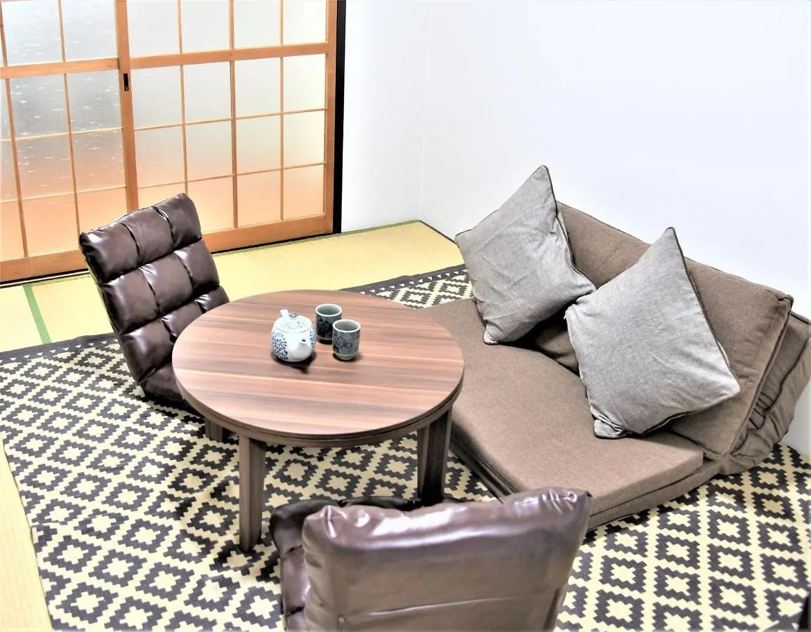 Osaka U-Shuku Apartment 0*,